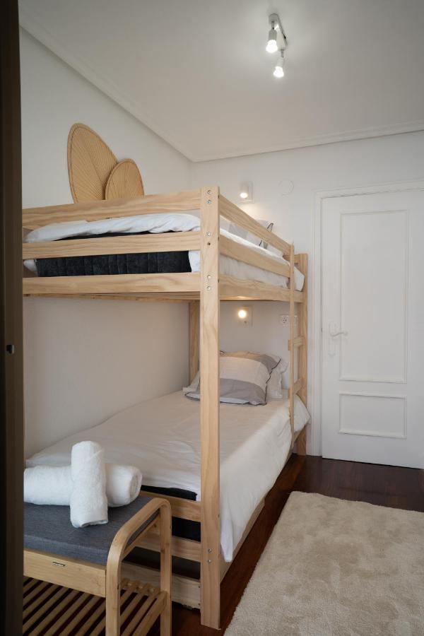 Mendilauta Apartment ซาเราทซ์ ภายนอก รูปภาพ