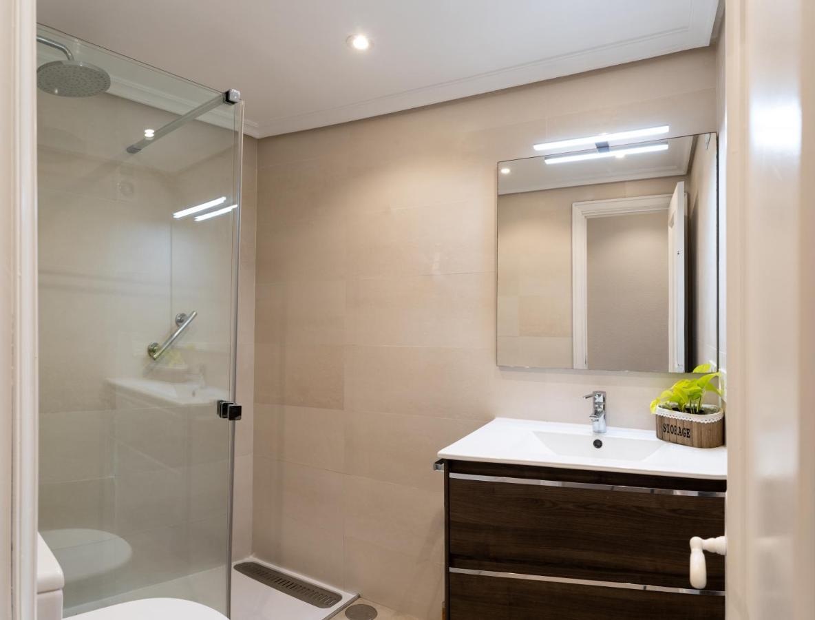 Mendilauta Apartment ซาเราทซ์ ภายนอก รูปภาพ
